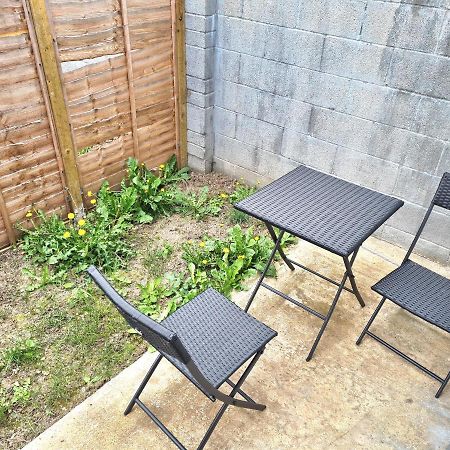 Lovely Central Studio/2Bed - 5Min To Train Station Слау Экстерьер фото