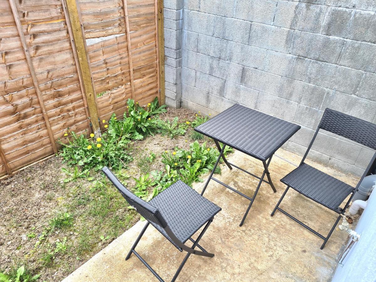 Lovely Central Studio/2Bed - 5Min To Train Station Слау Экстерьер фото